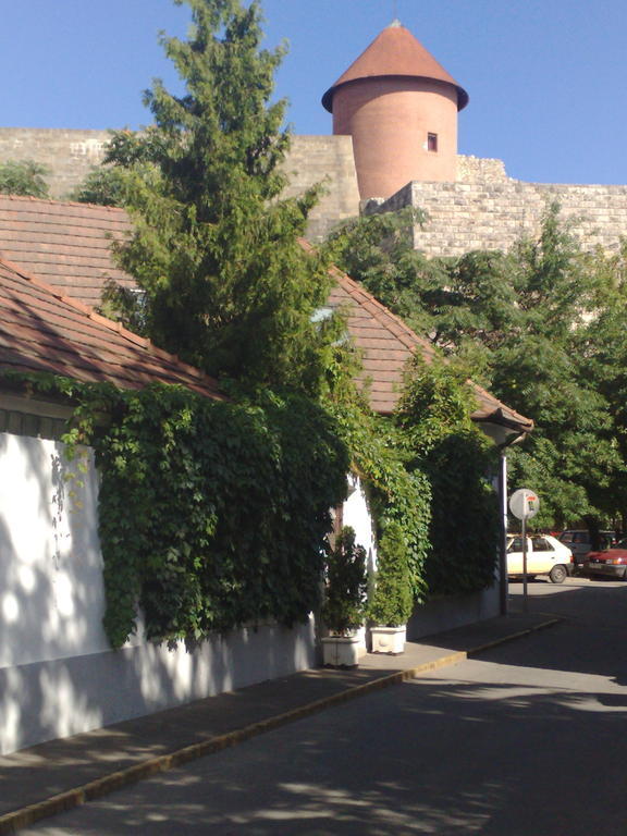Minaret Apartman Eger Pokój zdjęcie