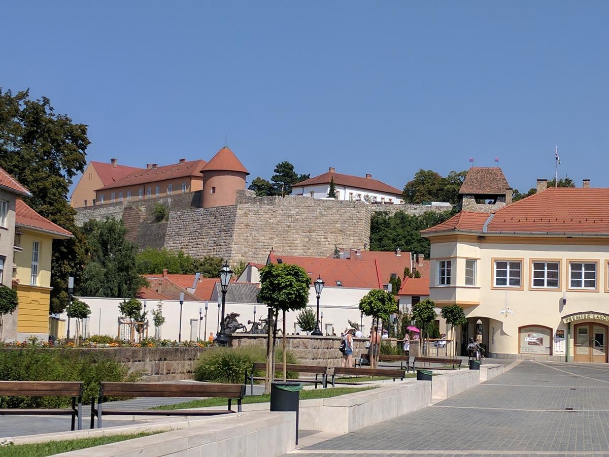 Minaret Apartman Eger Zewnętrze zdjęcie